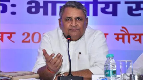 Photo of विजय कुमार चौधरी- अगर गरीब राज्यों को केंद्र से विशेष सहायता नहीं मिली तो देश में क्षेत्रीय विषमताएं बढ़ेगी