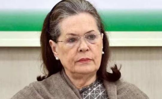 Photo of देश के लिए विशेष चुनौती का समय– सोनिया