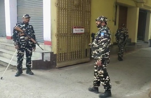 Photo of बिहार के जेडीयू एमएलसी राधाचरण साह और उनसे जुड़े अन्य लोगों के ठिकानों पर आयकर विभाग ने मारा छापा..