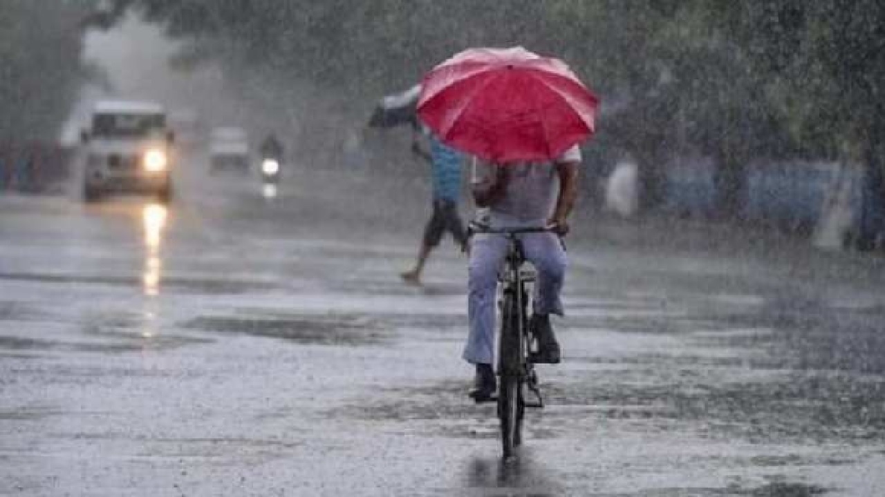 Photo of देश के कई राज्यों में तापमान धीरे-धीरे बढ़ने लगा व कई राज्यों में बारिश के असार…