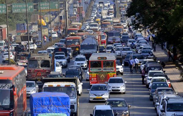 Photo of बेंगलुरु दुनिया का दूसरा सबसे भीड़भाड़ वाला शहर….