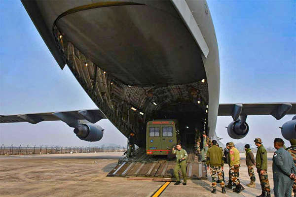 Photo of भारतीय सेना का 60 पैराफील्ड अस्पताल की यूनिट ने तुर्कीये और सीरिया के भूकंप से बचे लोगों को नि:स्वार्थ सेवा पंहुचा रहा…