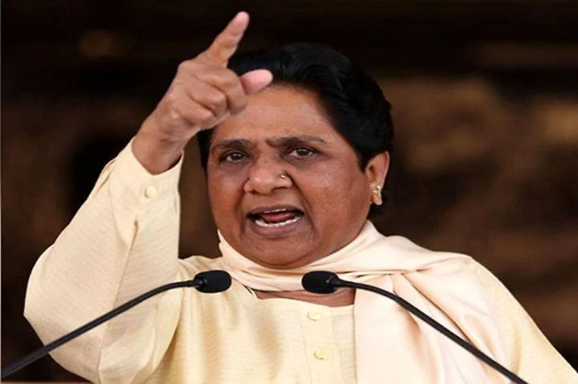 Photo of मायावती ने शाइस्ता परवीन पर अपना रुख किया साफ