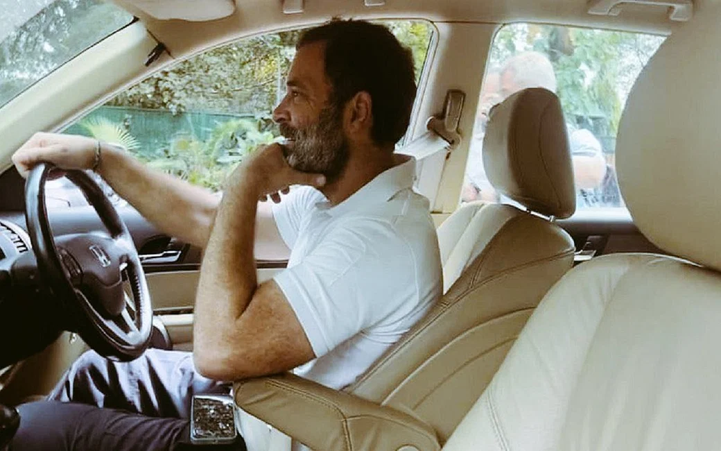 Photo of लोकसभा आवास समिति ने कांग्रेस नेता राहुल गांधी को सरकार द्वारा आवंटित बंगला खाली करने का दिया  नोटिस