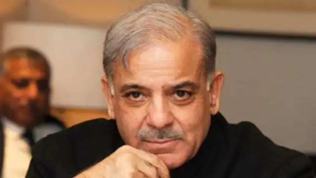 Photo of आईए जानते क्यों मंडरा रहा शहबाज शरीफ सरकार पर संकट…