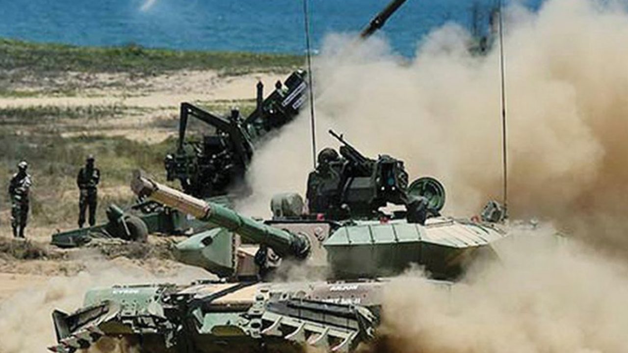 Photo of  2024-25 तक 35,000 करोड़ रुपये के रक्षा निर्यात सहित 1,75,000 करोड़ रुपये के रक्षा निर्माण का लक्ष्य रखा है- सरकार