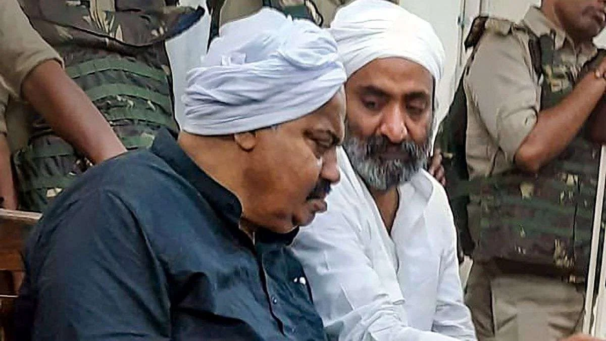 Photo of केंद्रीय गृह मंत्रालय ने पत्रकारों की सुरक्षा के लिए एसओपी तैयार करने का किया फैसला