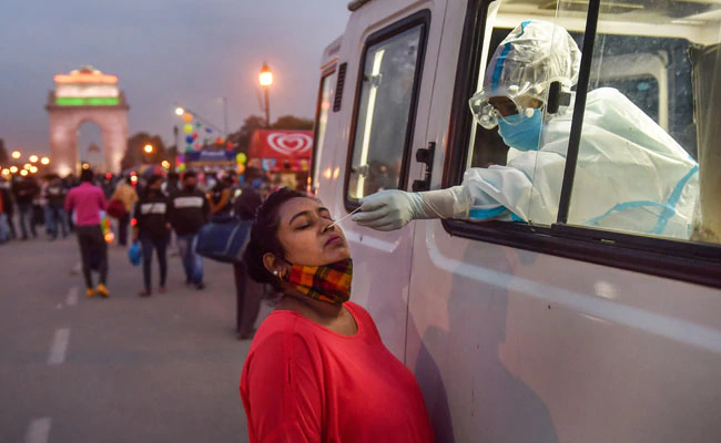 Photo of देश में 24 घंटे में कोरोना के मामलों में आई कमी, 57410 हुए एक्टिव केस