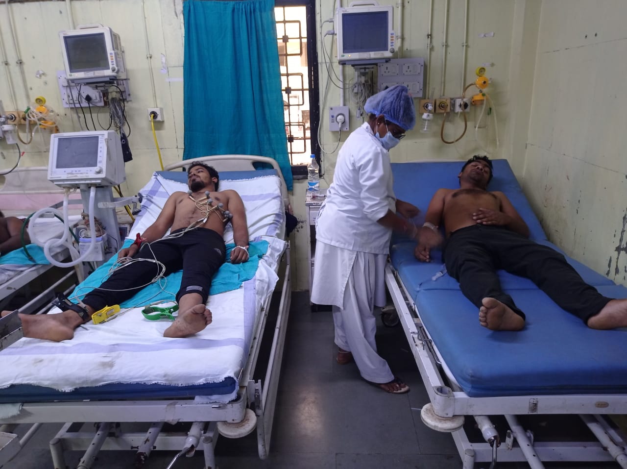 Photo of छत्तीसगढ़ ‘मशाल मार्च’ के दौरान आग की चपेट में आने से कांग्रेस के पांच कार्यकर्ता झुलस गए…