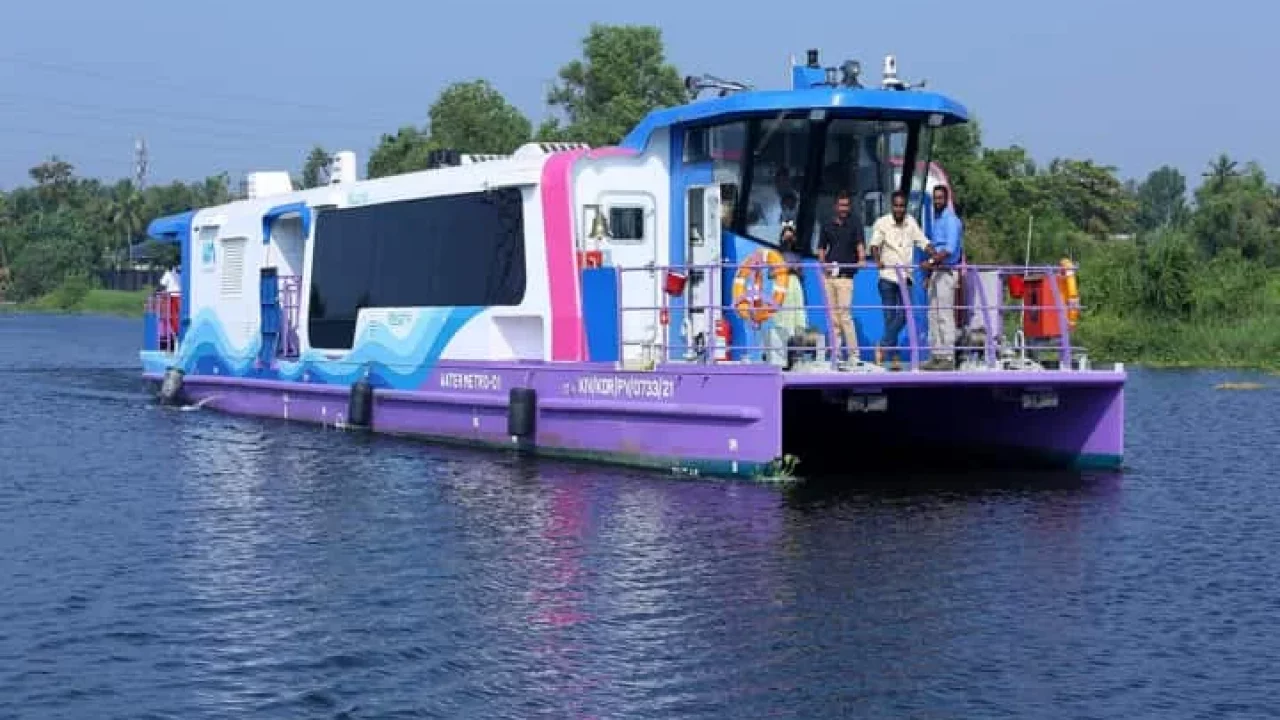 Photo of 25 अप्रैल को पीएम मोदी कोच्चि में भारत की पहली वाटर मेट्रो को दिखाएंगे हरी झंडी…