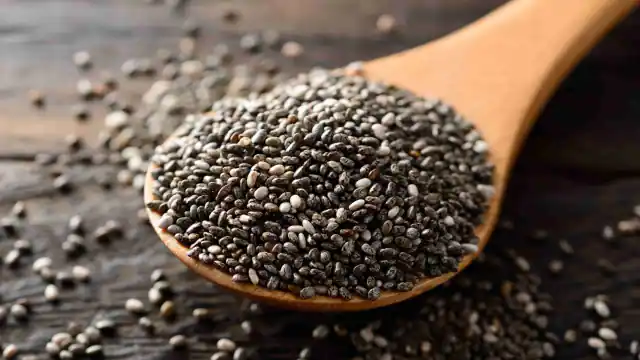 Photo of अगर आप भी अपना वजन कम करना चाहते हैं तो इन तरीकों से चिया सीड्स का सेवन कर सकते हैं
