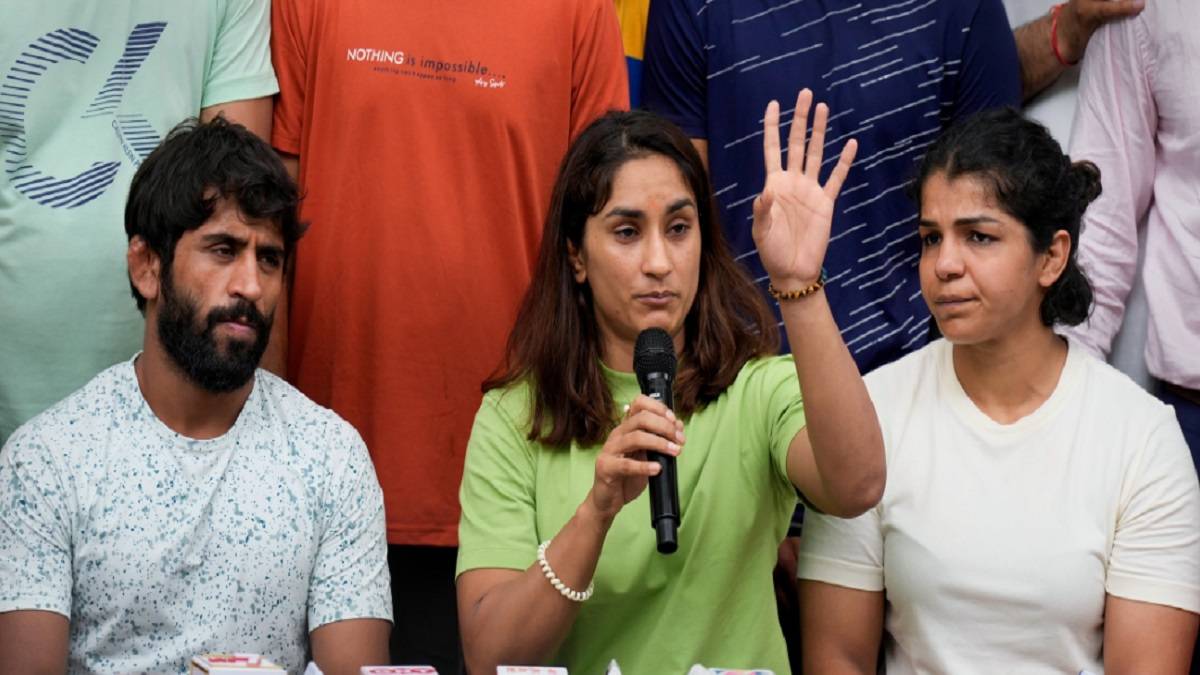 Photo of पहलवान विनेश फोगाट ने अनुराग ठाकुर पर लगाया ये बड़ा आरोप…