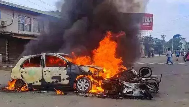 Photo of  शांत हो रही मणिपुर में चल रही हिंसा…