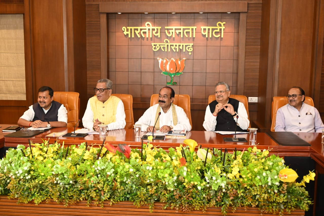 Photo of ओम माथुर ने भाजपा प्रत्याशियों को दी विनम्र रहने की सलाह