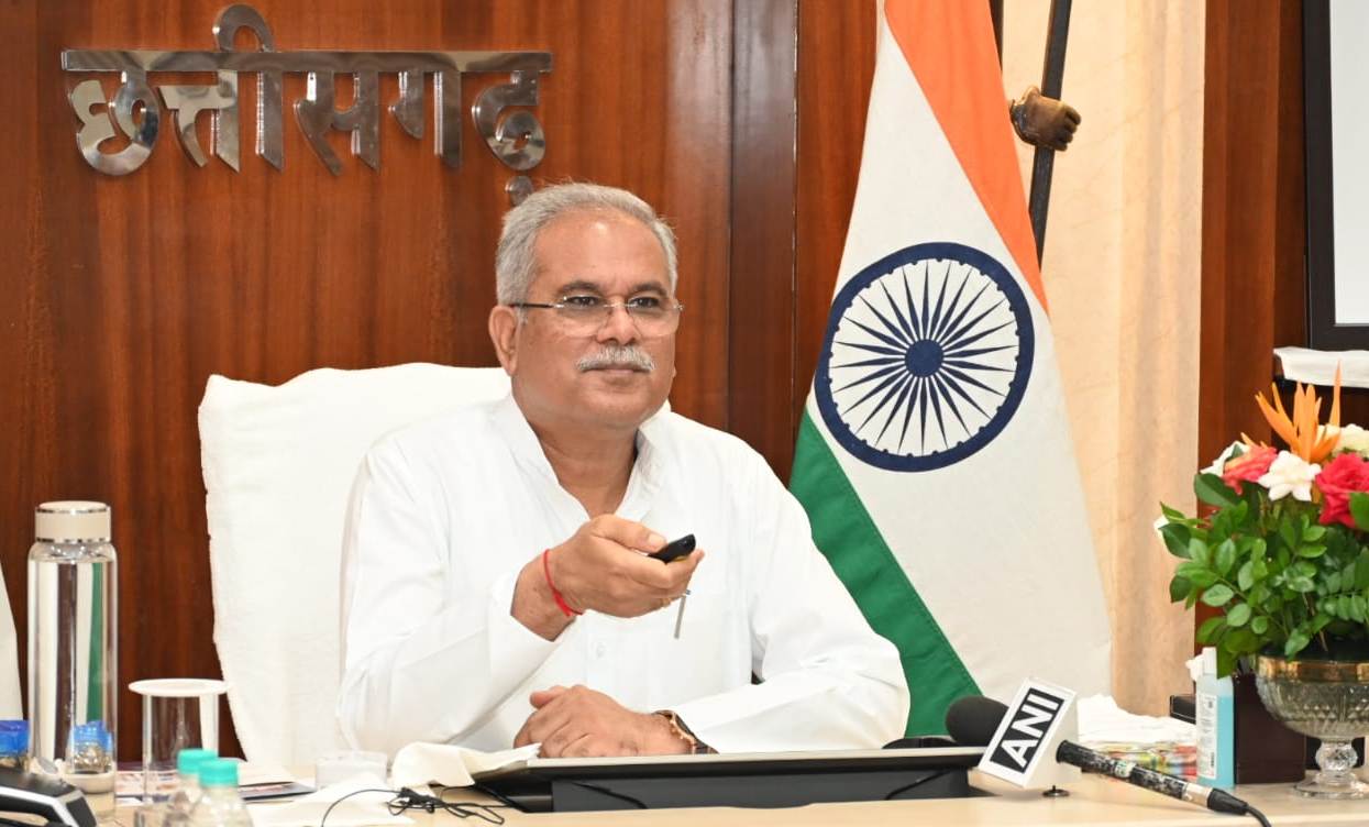 Photo of भूपेश ने परिवहन विभाग की तीन महत्वपूर्ण परियोजनाओं का किया शुभारंभ