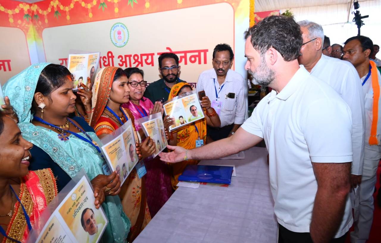 Photo of राहुल ने आवास सम्मेलन में लगाए गए स्टालों का किया अवलोकन