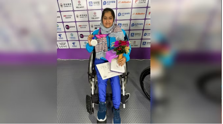 Photo of उत्तर प्रदेश: पैरा एशियन गेम्स में मेरठ की जैनब खातून ने जीता रजत पदक, जानिये पूरी ख़बर