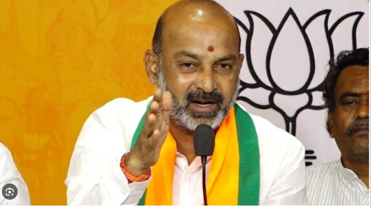 Photo of भाजपा सांसद संजय कुमार ने बड़ा आरोप लगाया कांग्रेस और AIMIM पर