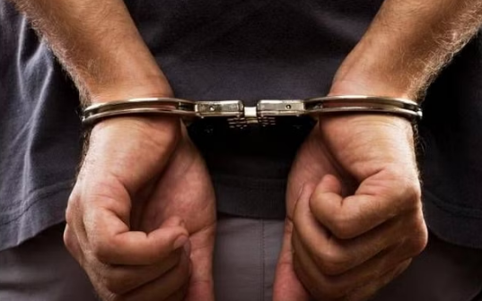 Photo of मां के मोबाइल चलाने से किया मना तो बेटे ने किया हमला,मां की मौत