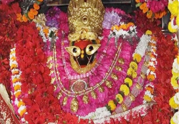 Photo of विन्ध्याचल में देश से ही नहीं विदेश से भी श्रद्धालू बड़ी संख्या में आते हैं