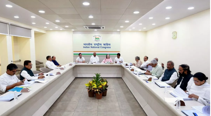 Photo of दिल्ली में CEC की बैठक शुरू, कांग्रेस देगी राजस्थान और छत्तीसगढ़ में उम्मीदवारों के नाम