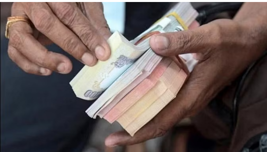 Photo of जानिए केंद्रीय कर्मचारियों को सरकार का क्या बड़ा तोहफा मिला दिवाली से पहले