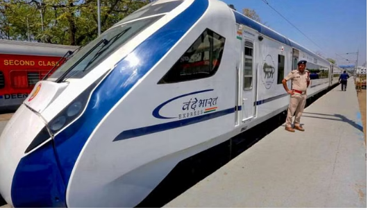 Photo of पहली बार वंदे भारत ट्रेन प्रयागराज के रास्ते पटना से दिल्ली के बीच होगा संचालन