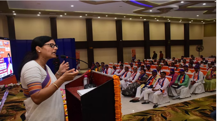 Photo of अनुप्रिया पटेल ने कहा कि अपना दल बनेगी यूपी की सबसे बड़ी पार्टी, पढिये पूरी ख़बर