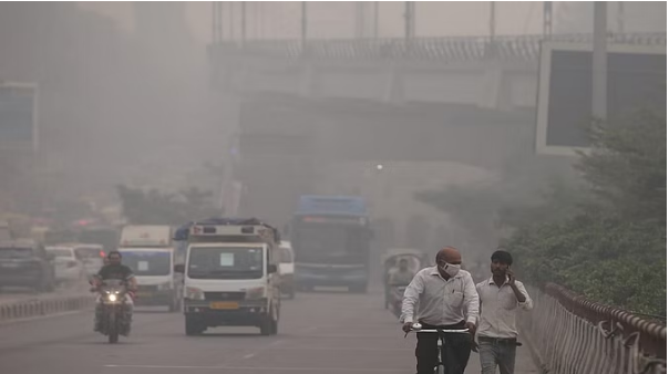 Photo of वायु प्रदूषण: दिल्ली में जहरीली हवा का कहर