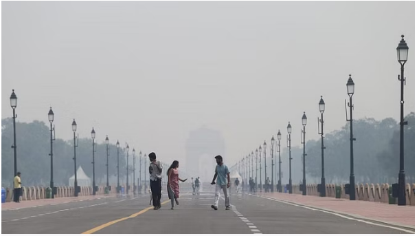 Photo of दिल्ली वायु प्रदूषण में आज कुछ सुधार, पढ़े पूरी ख़बर