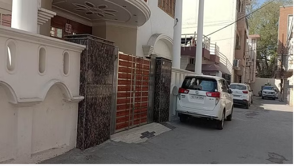 Photo of हरिद्वार: बीड़ी कारोबारी के घर आयकर विभाग का छापा, पढ़िये पूरा मामला