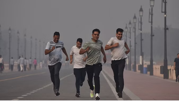 Photo of दिल्ली वायु प्रदूषण: दिल्लीवासियों को अभी तक प्रदूषण से राहत नहीं