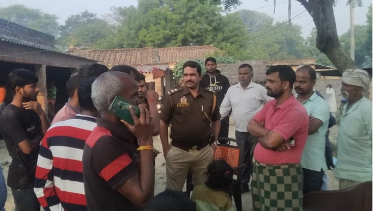 Photo of कलयुगी बेटे ने अपने माता-पिता को फावड़े से काट डाला,जानिये क्यों?