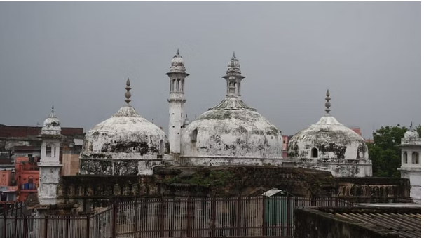 Photo of ज्ञानवापी: व्यास जी के तहखाने को डीएम के सुपुर्दगी में देने के मामले में सुनवाई टली