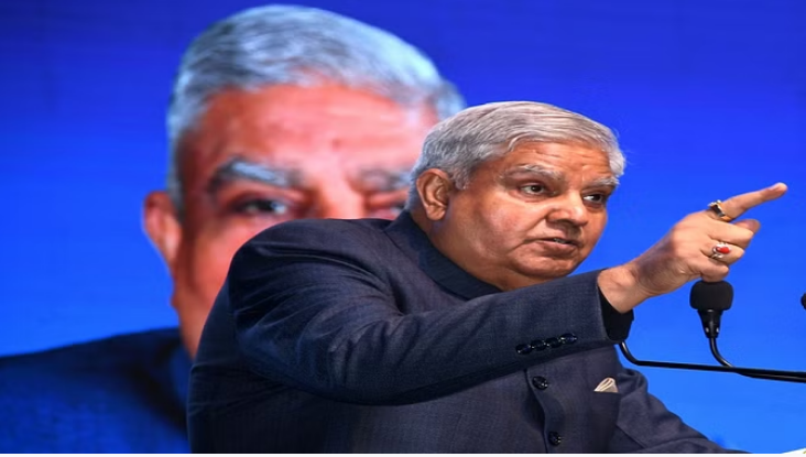 Photo of उपराष्ट्रपति : कभी देश का सोना गिरवी रखा गया था