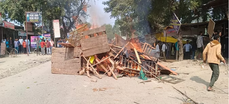 Photo of उत्तर प्रदेश : किशोरी की मौत को लेकर संपूर्णानगर में बवाल, जानिए पूरा मामला