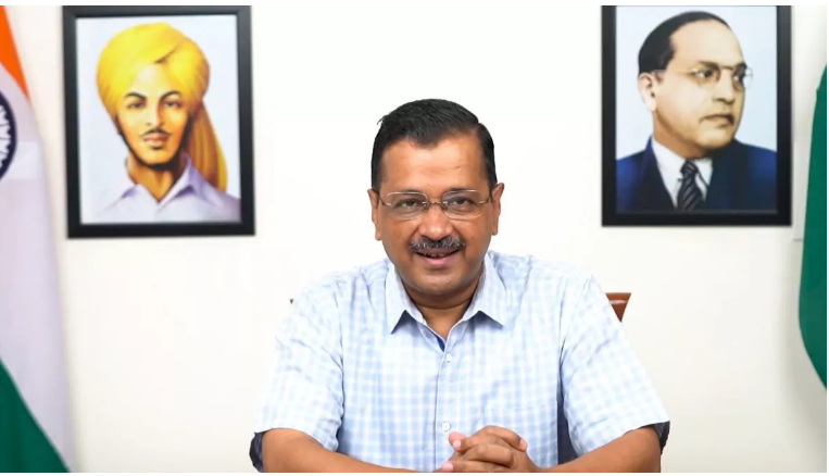 Photo of केजरीवाल सरकार ने दिवाली से पहले हजार कर्मचारियों को दिया तोहफा !