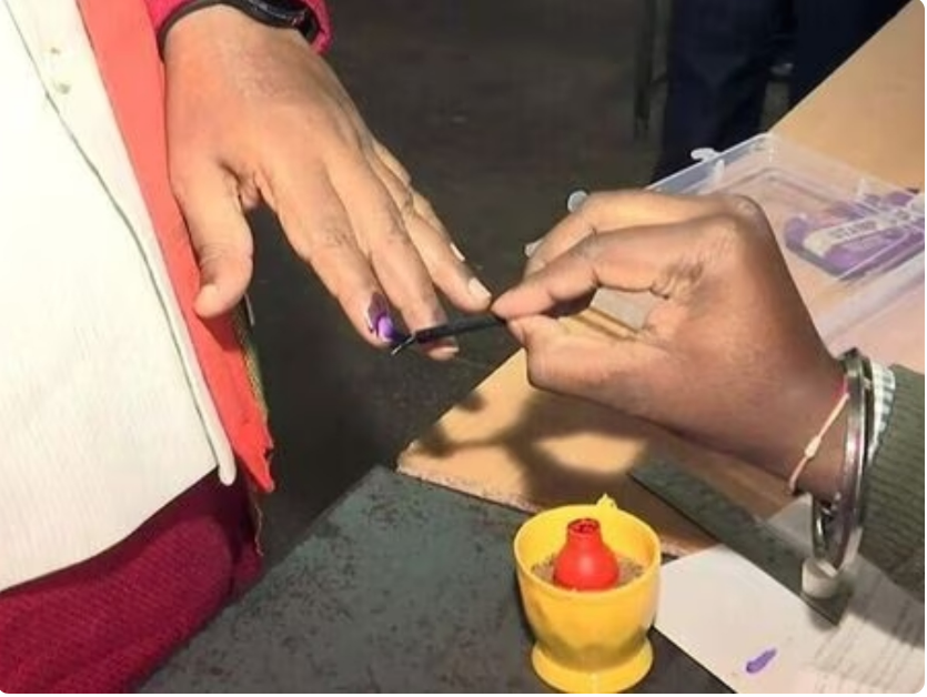 Photo of मध्य प्रदेश में 230 विधानसभा सीटों के लिए मतदान शुरू…