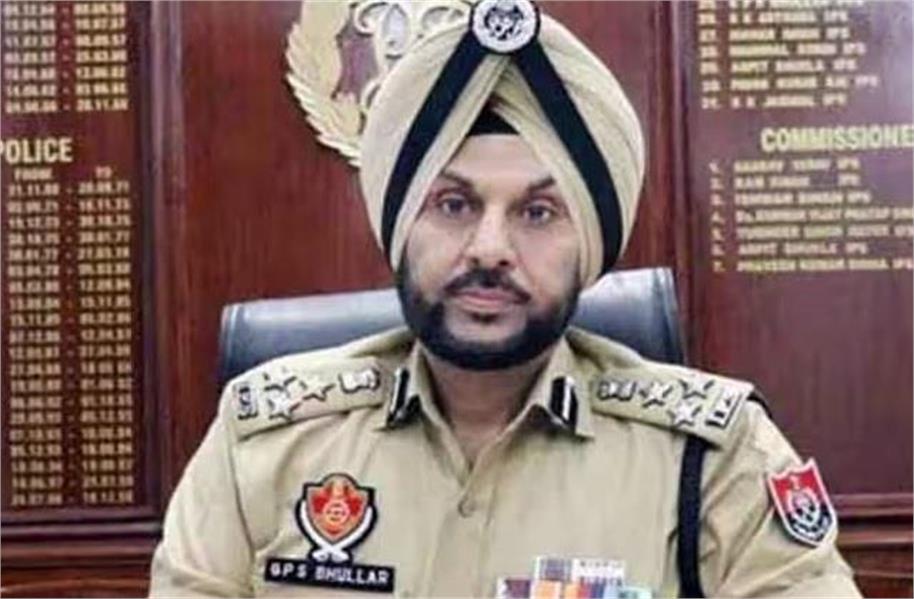 Photo of पंजाब: सी.आई.ए. स्टाफ टीम ने पिस्तौल व जिंदा रौंद सहित गैंगस्टर किये गिरफ्तार