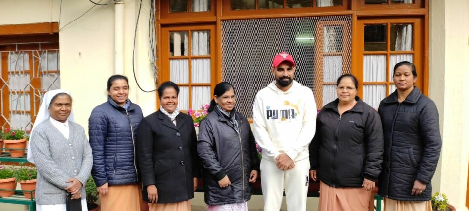 Photo of नैनीताल पहुंचे भारत के स्टार गेंदबाज मोहम्मद शमी!