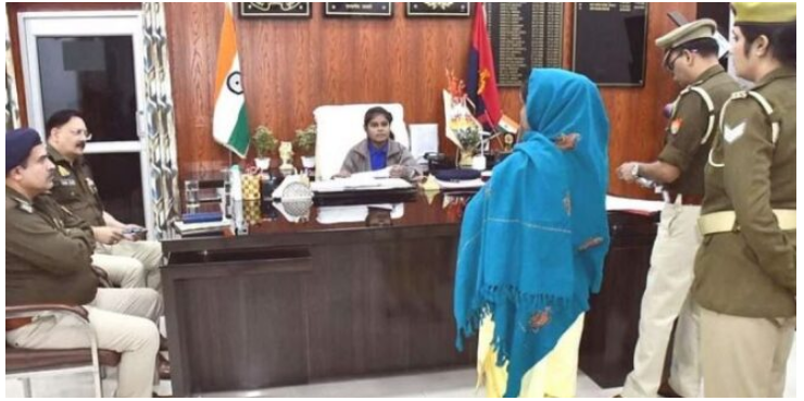 Photo of रामपुर की एक दिन की पुलिस कप्तान बनी सैजल