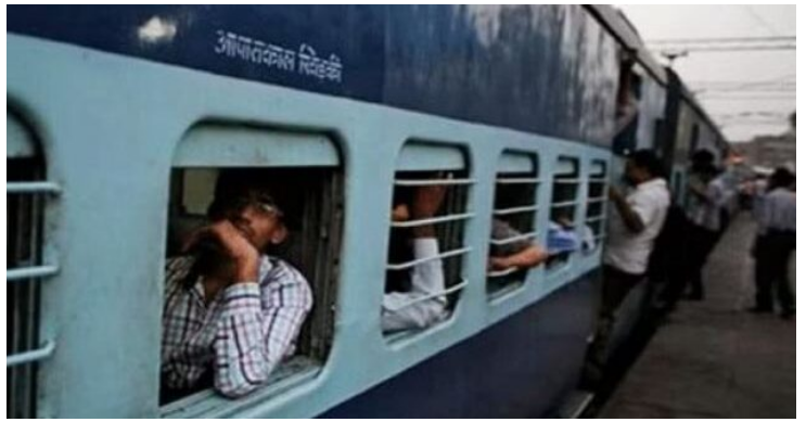 Photo of आज से 15 जनवरी तक निरस्त रहेगी गोरखपुर-लखनऊ इंटरसिटी एक्सप्रेस