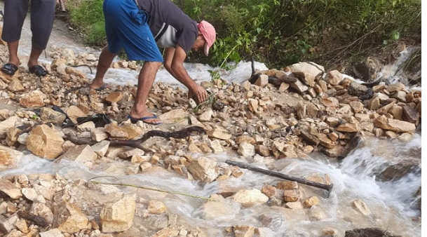 Photo of उत्तरकाशी में सिलक्यारा के पास एक और सुरंग से ‘खतरों’ का रिसाव