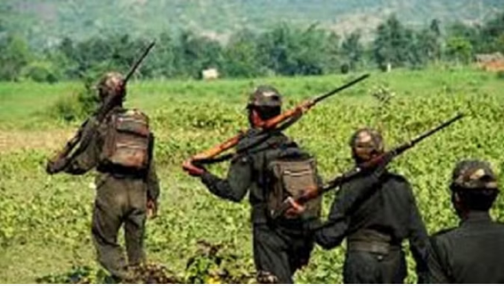 Photo of छत्तीसगढ़ में पुलिस और नक्सलियों के बीच मुठभेड़, पढ़िये पूरी ख़बर