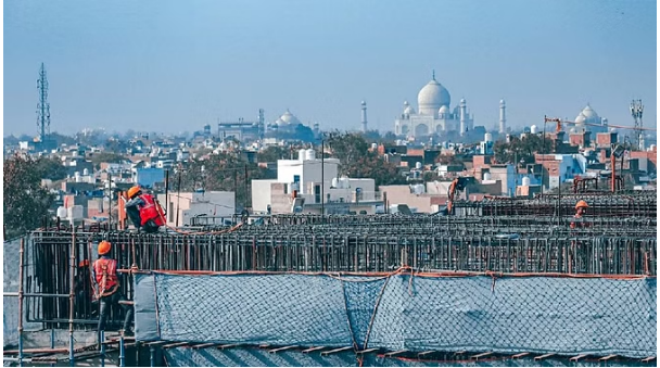 Photo of अयोध्या एयरपोर्ट बनकर तैयार, फरवरी से जेवर में उड़ने लगेंगे विमान…