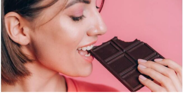Photo of आंखों की रोशनी बढ़ाने में भी है फायदेमंद डार्क चॉकलेट