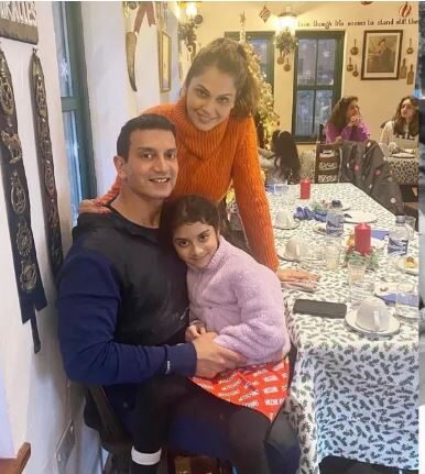 Photo of शादी के 14 साल बाद पति से अलग हुईं ईशा कोप्पिकर