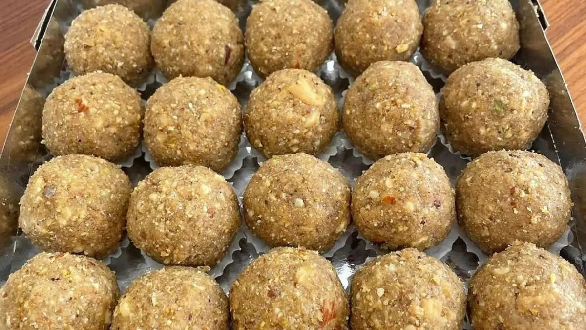 Photo of स्वाद और सेहत के गुणों से भरपूर है धनिया के लड्डू, जानें आसान विधि
