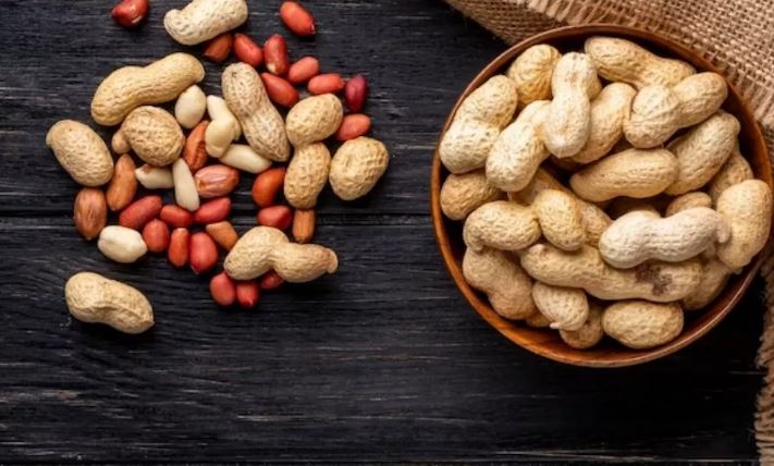 Photo of सर्दियों में मूंगफली खाने के ढेरों फायदे