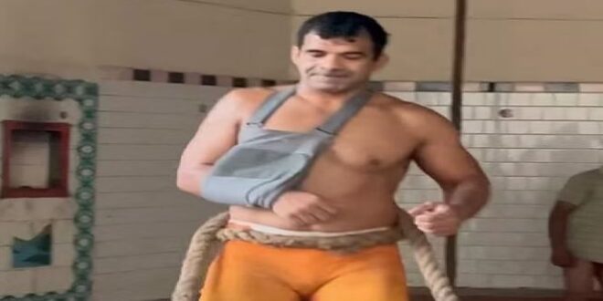 Photo of गूंगा पहलवान का एलान : मैं भी अपनी बहन और देश की बेटी के लिए प्रधानमंत्री को पद्मश्री लौटा दूंगा